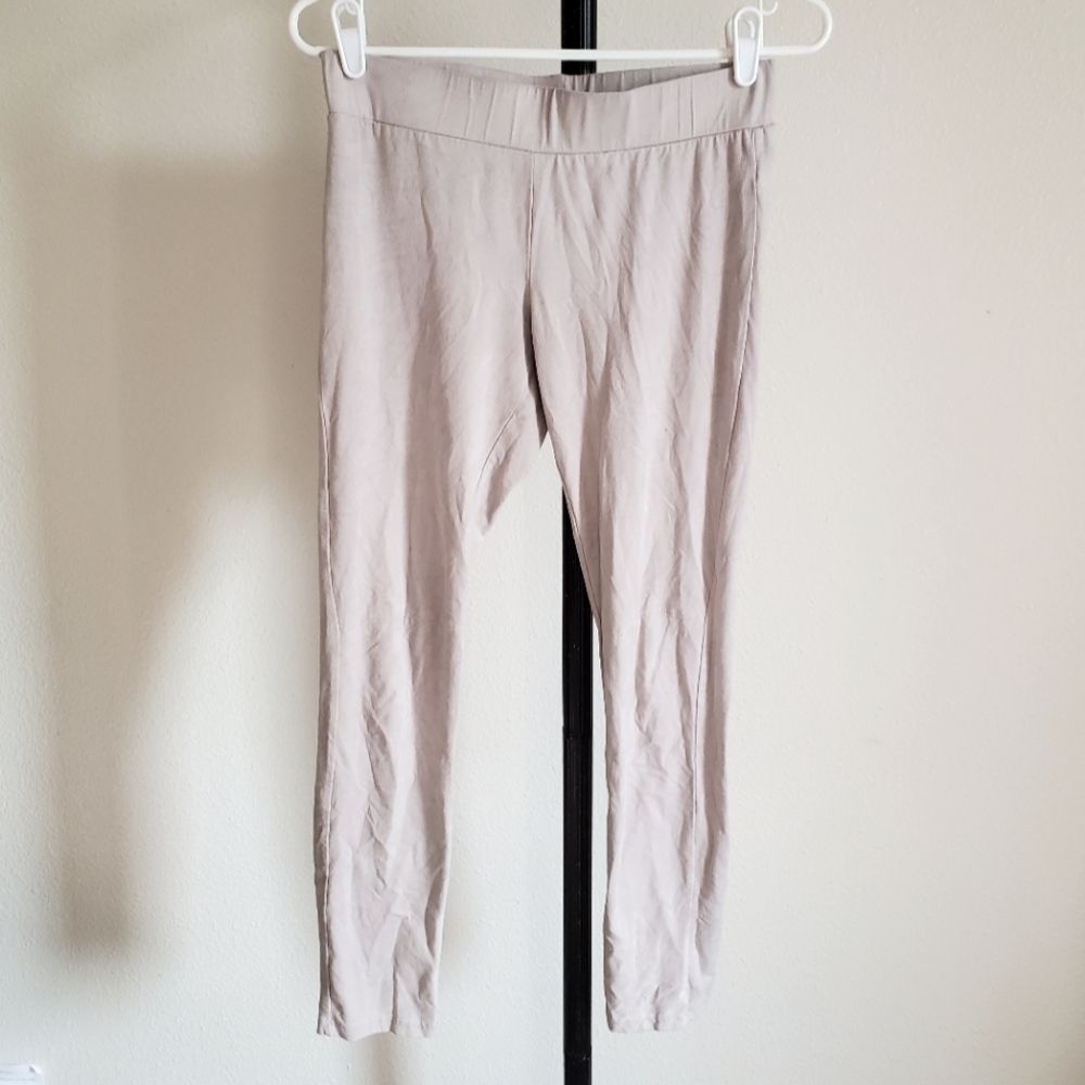 Nude/tan leggings